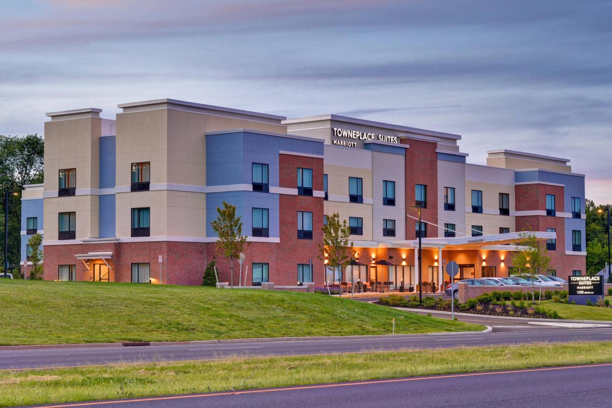Towneplace Suites By Marriott Bridgewater Branchburg Exterior foto